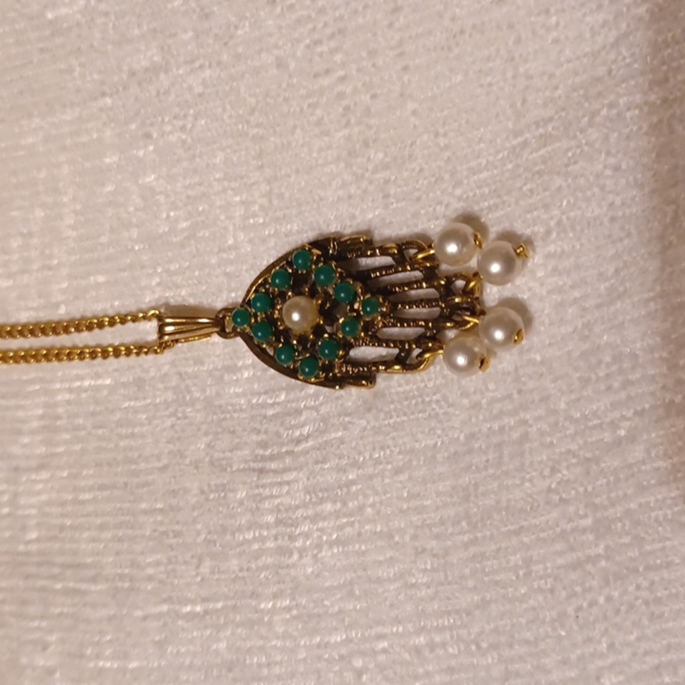 Sarah Coventry necklace